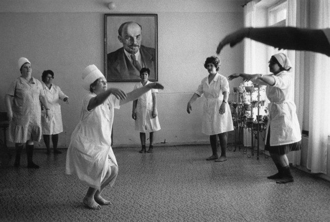 Awesome Photos From Russia - old nurse