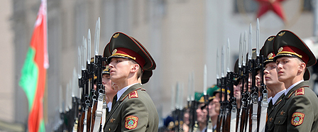 Lukashenko - Belarus army