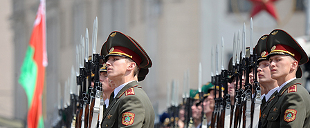 Lukashenko - Belarus army