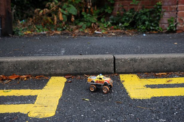 Weird News - Smallest Car Parking Space