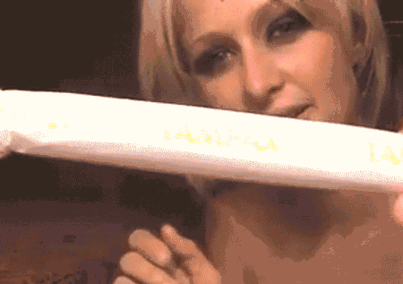 Paris Hilton smoking a tampon - what a joker 