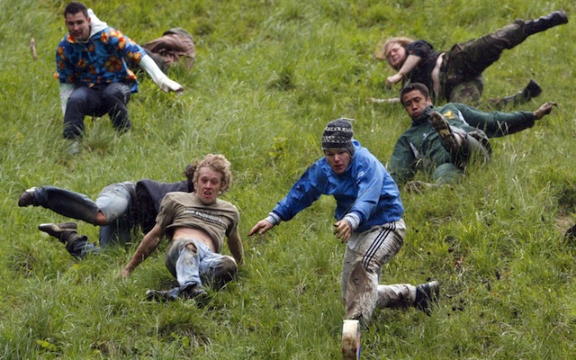 Cooper's Hill Cheese Rolling