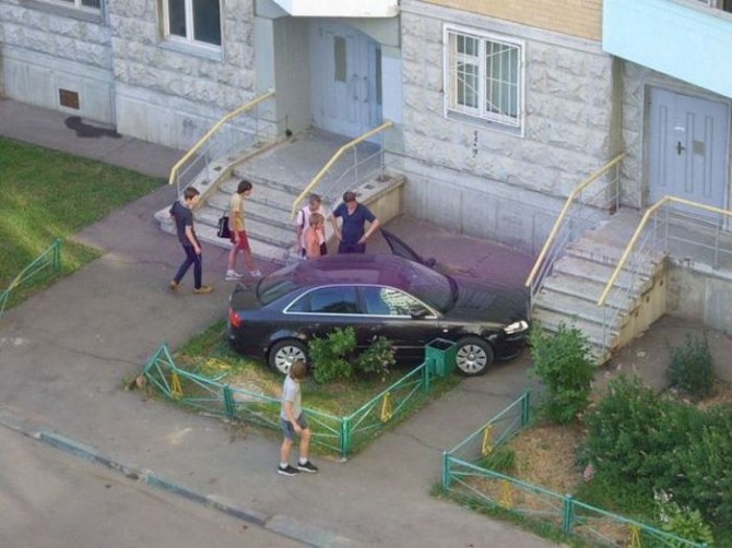 Russia With Love - parking skills