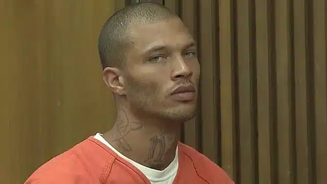 Women Lusting After Jeremy Meeks Are Pissing His Wife Off
