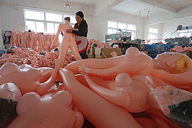 Chinese Blow Up Doll Factory - Lonelty