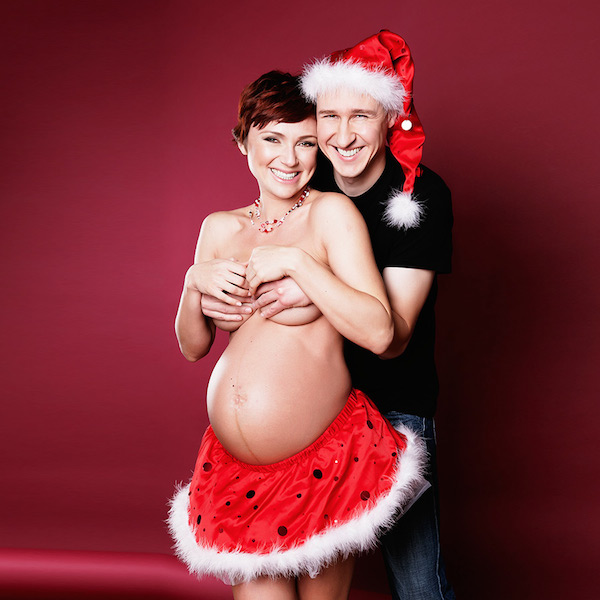 Awkward Christmas Family Photographs 20