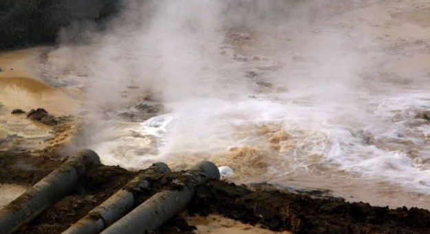 China Pollution Images - filthy run off