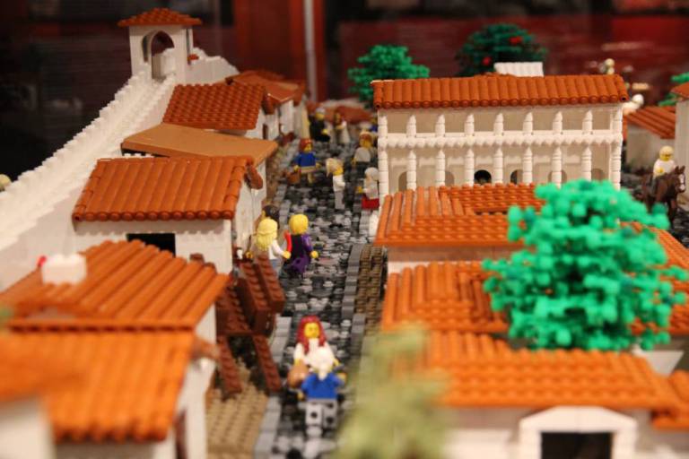 LEGO Pompeii 1