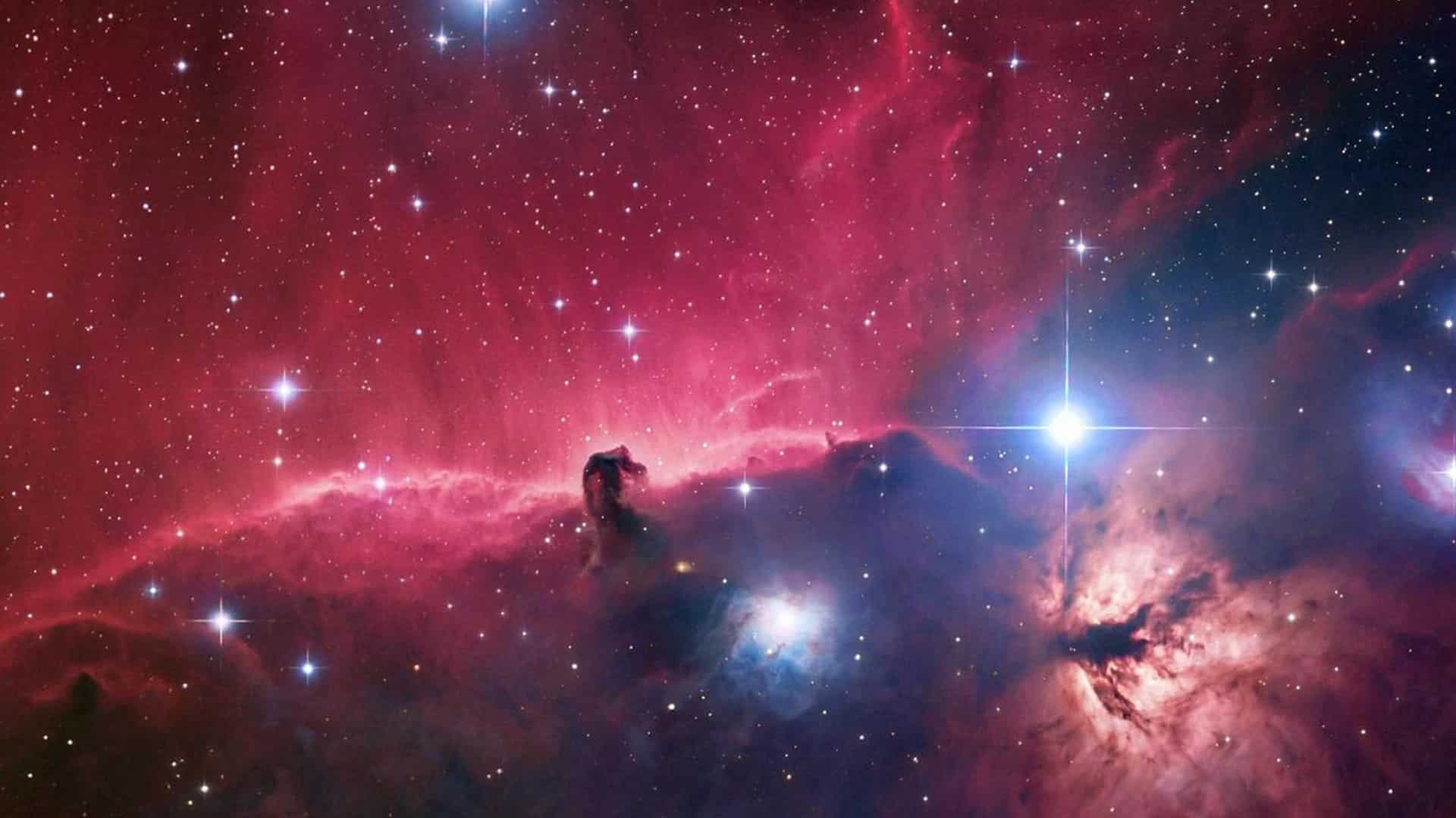14 Stunning Photos Of Space That Will Crack A Hole In Your Brain