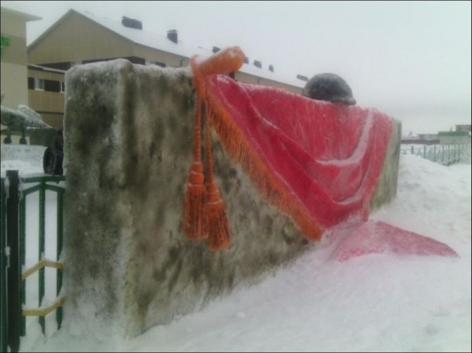 Snow Sculptures - Children Of Tatarstan - Wall 2