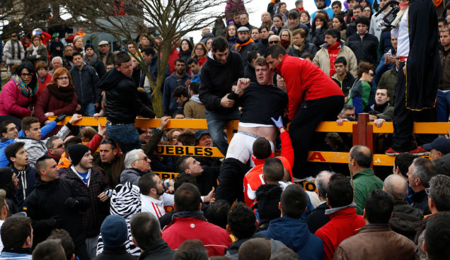 American Student Gored Bulls 5