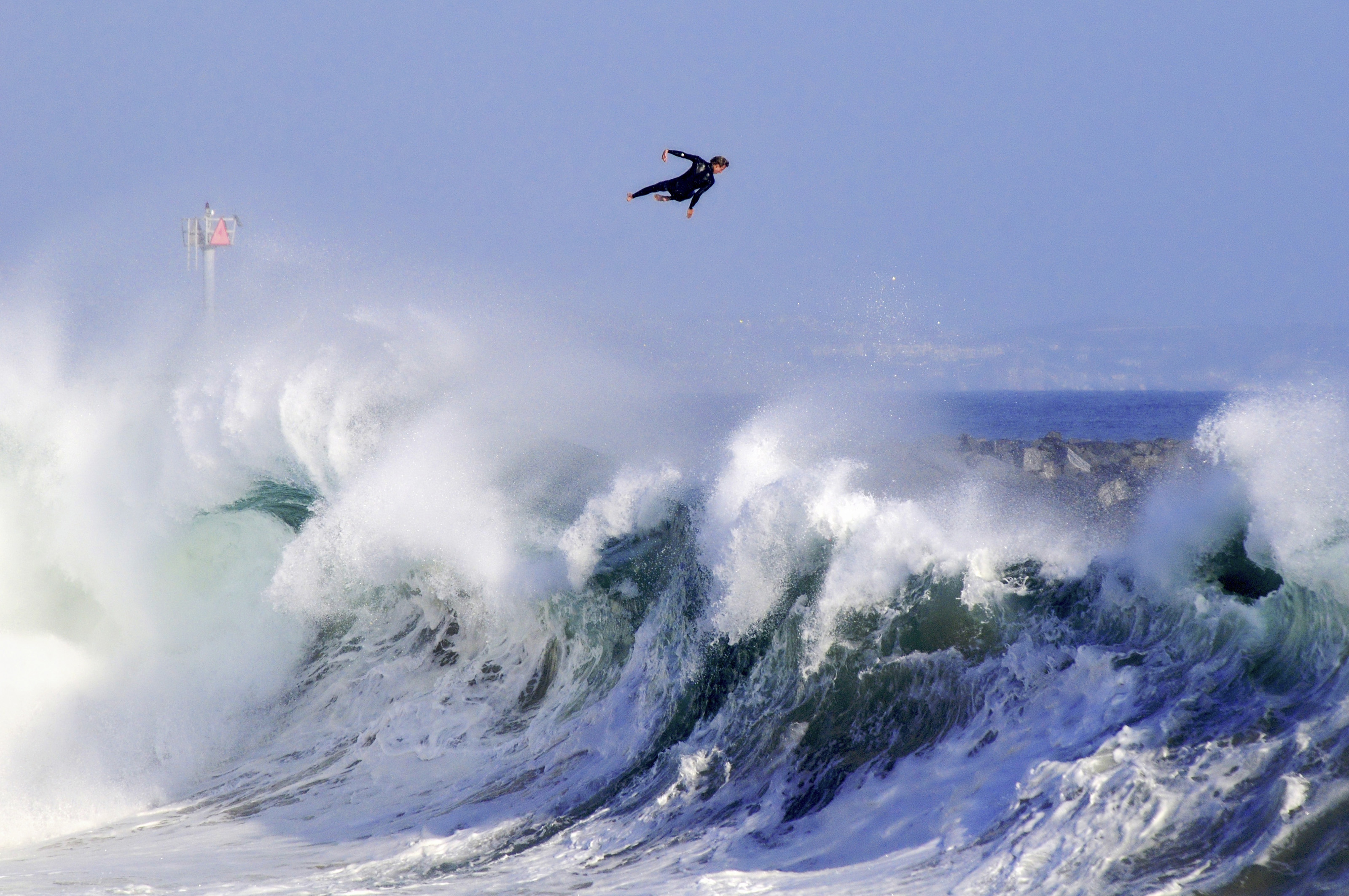 Extreme Sports Photography Competition - Benjamin-Ginsbery-surf