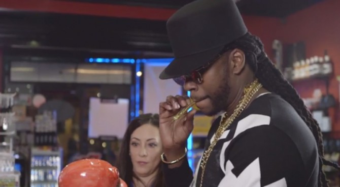 2 Chainz Smoking Weed