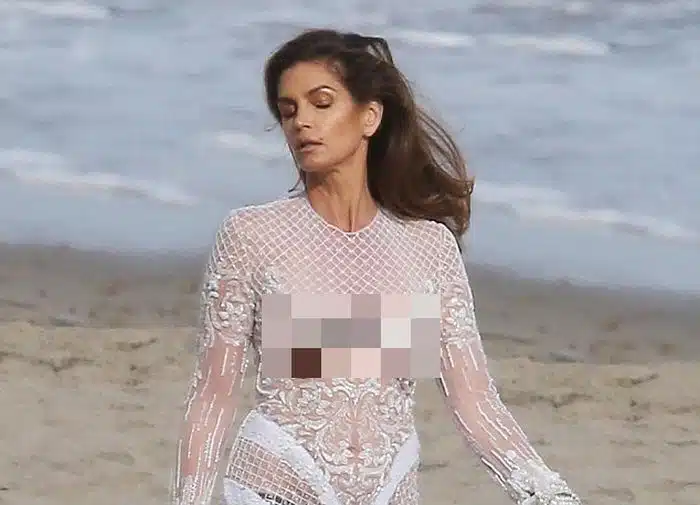 50 Year Old Cindy Crawford Just Dropped These NSFW Photos And Boy Does She Still Have It