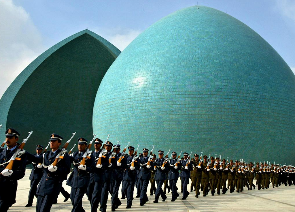 Irag Decade - Martyrs Monument