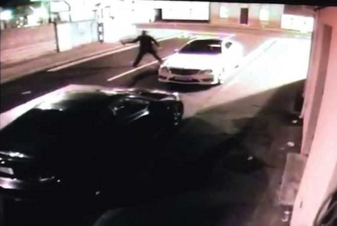 Thief Knocks Himself Out Brick