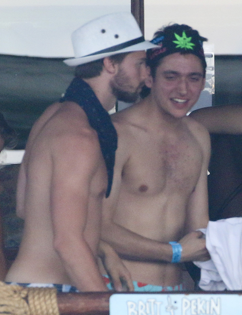 EXCLUSIVE!!! Patrick Schwarzenegger living the season of springb