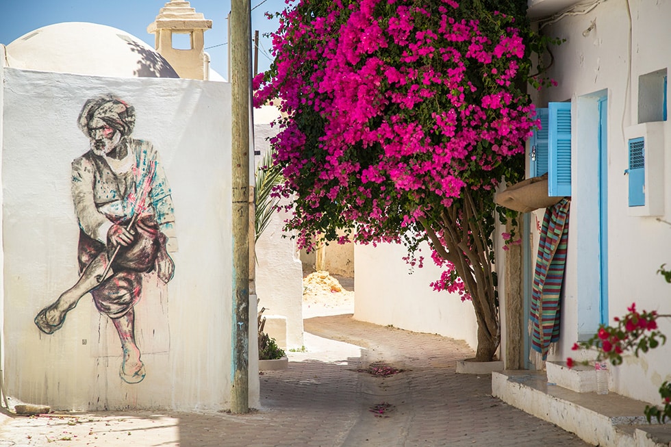 Er-Riadh Street Art Project Tunisia - Man