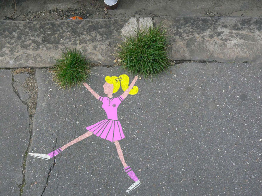 Street Art + Nature - Pom Pom Stencil