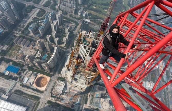 Russian Dudes Climb Tallest Building In World