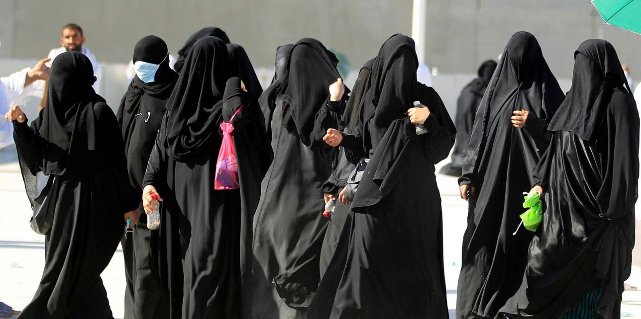 Saudi Arabia Religious Police -Saudi School Girls