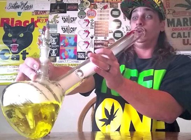 The Timebomb Bong