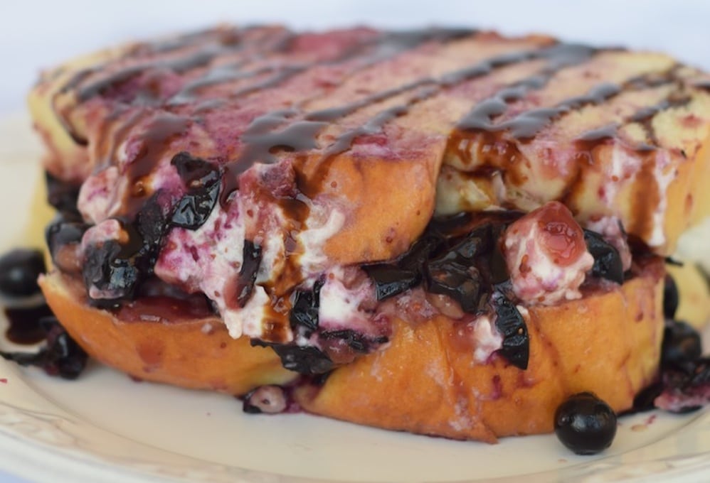 This Blueberry And Balsamic Grilled Cheese Sandwich Shouldn’t Work, But It Really Does