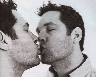 kiss