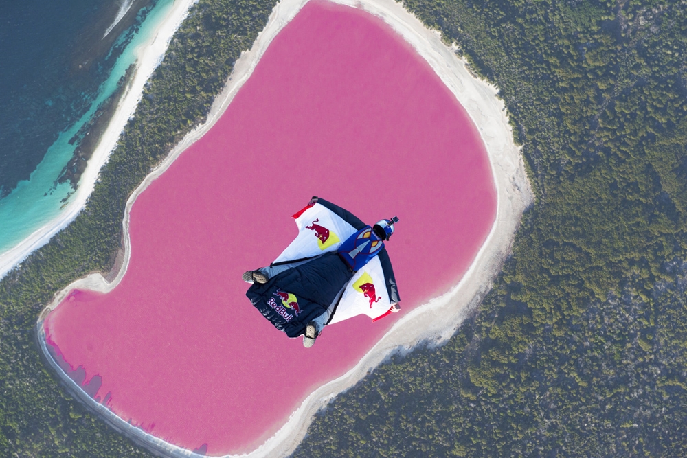 Alien Places On Earth - Lake Hillier, Australia 2