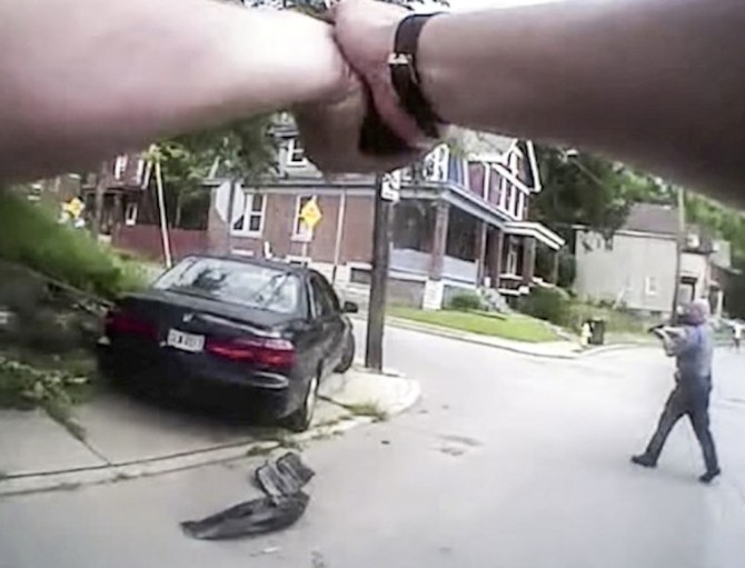 Ray tensing Samuel DuBose Shooting