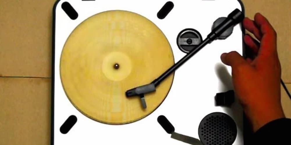 Someone’s Turned A Tortilla Into A Music Playing Vinyl And It’s Absolutely Perfect