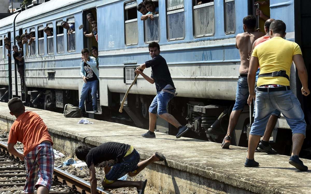 Macedonia - Asylum Seekers Syria - A Train Fight