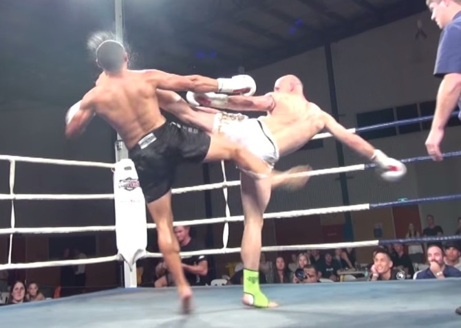 Roundhouse Knockout Kick