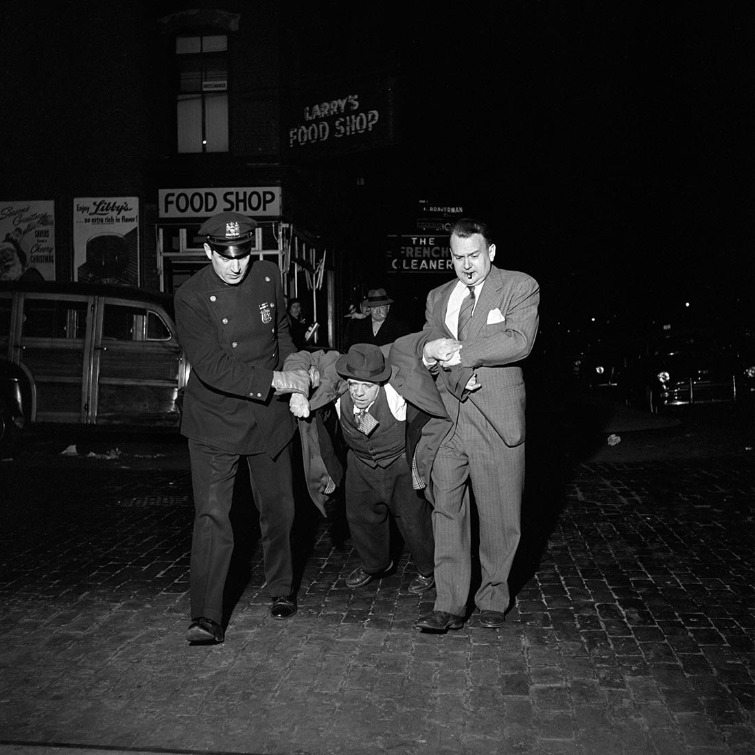 Christmas Eve 1953, East 78th Street & 3rd Avenue, New York, NY