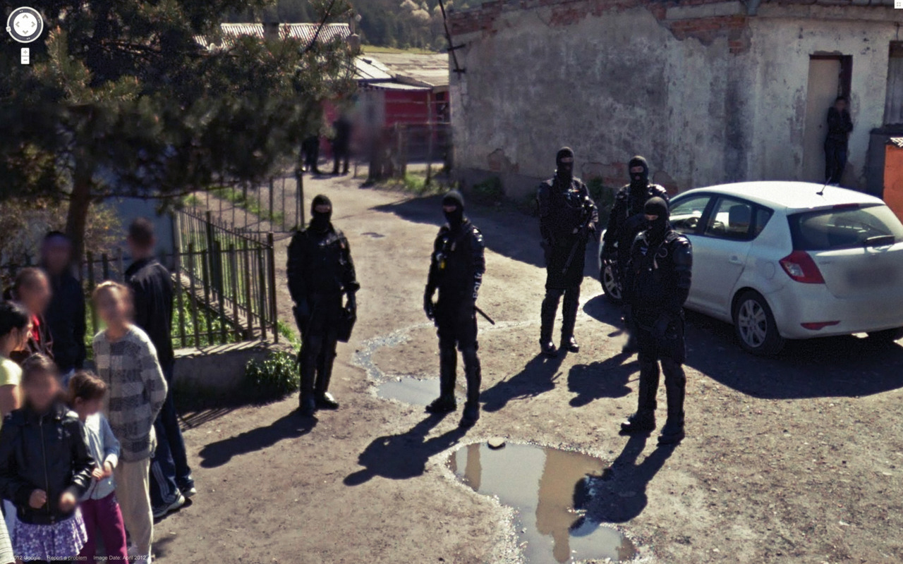 Weird Google Street View - Armed