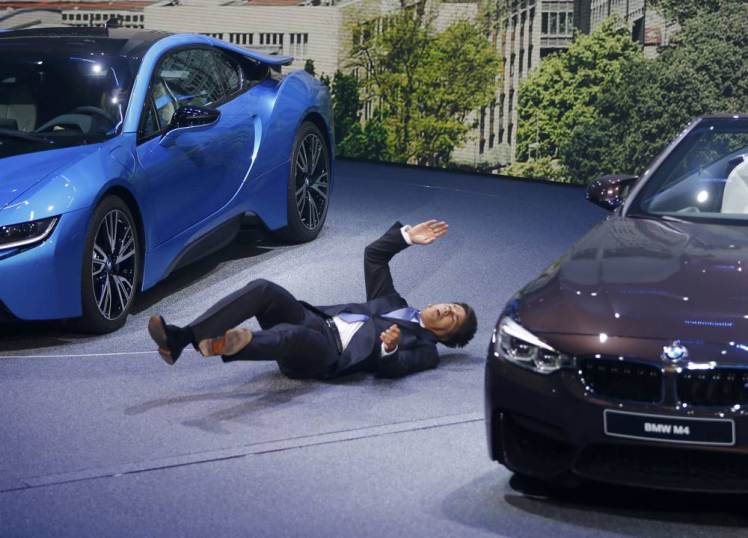 New BMW Boss Harald Krueger Just Collapsed On Stage During Frankfurt Auto Show Presentation