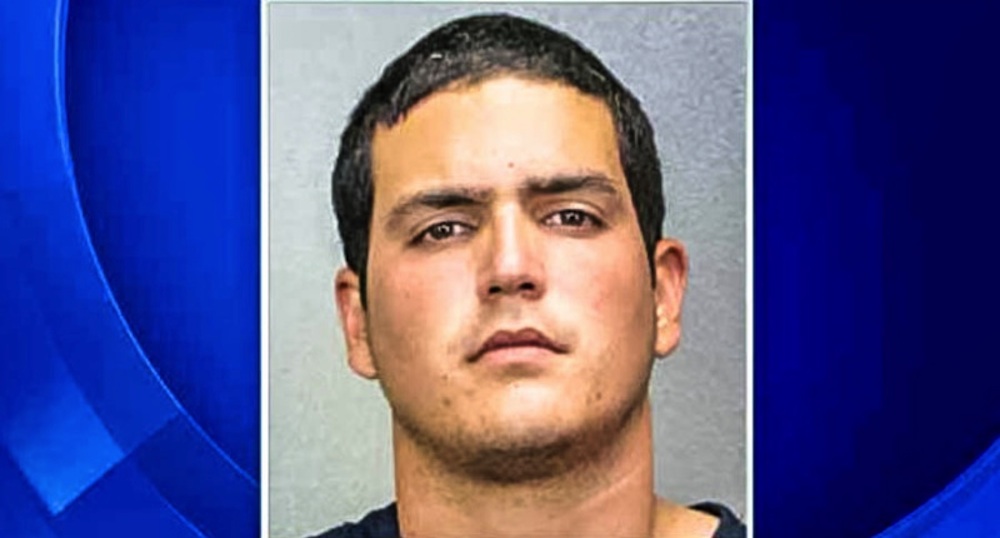 Florida Man Disembowels Girlfriend