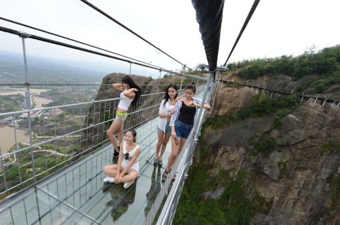 China Glass Bridge