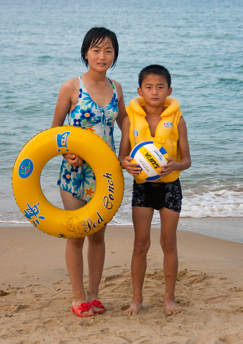 Eric Lafforgue - North Korea - Beach Time