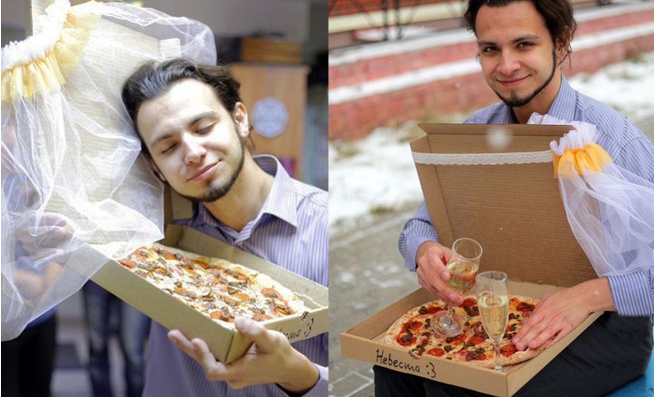 Russia Pizza Wedding