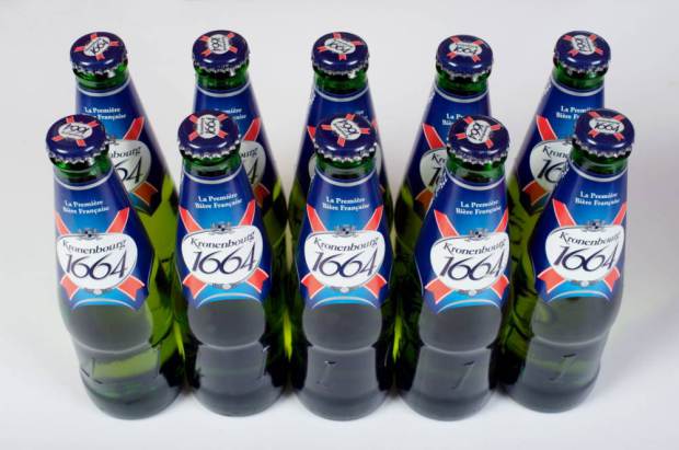 C6WN06 Kronenbourg 1664 bottled beer