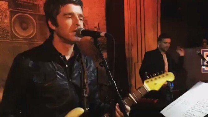 Noel Gallagher Damon Albarn