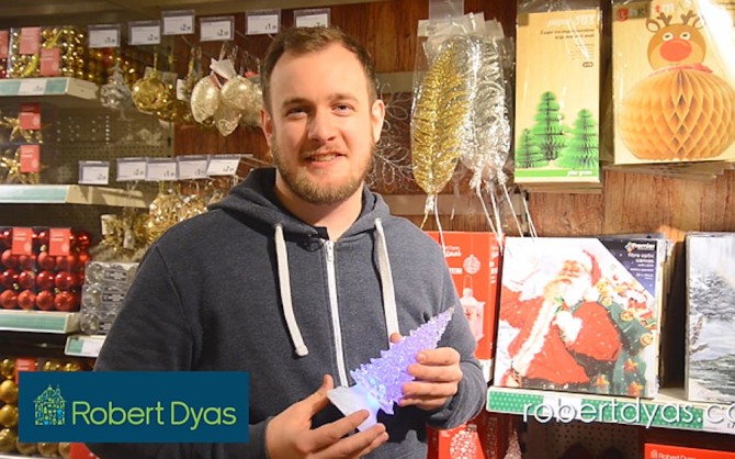 Robert Dyas Christmas Advert