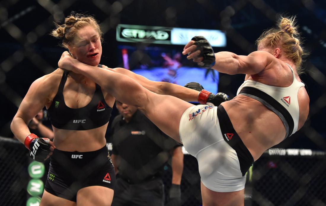 Ronda Rousey Holly Holm Kick 