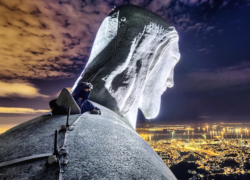 Russians Climb Christ The Redeemer