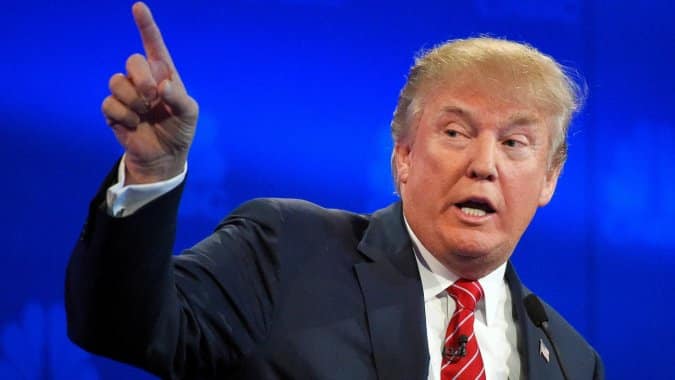 Donald Trump Says That Hillary Clinton Got Cock-Slapped By Barack Obama