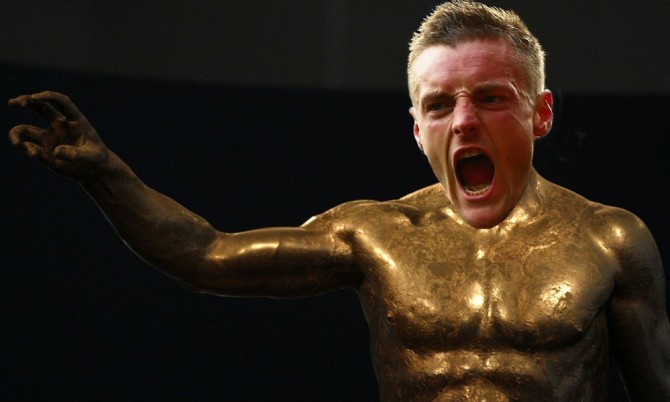 Vardy-Statue