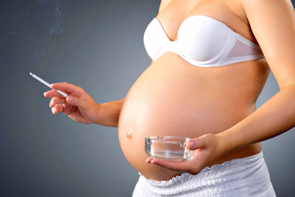 Pregnant Women Smoking