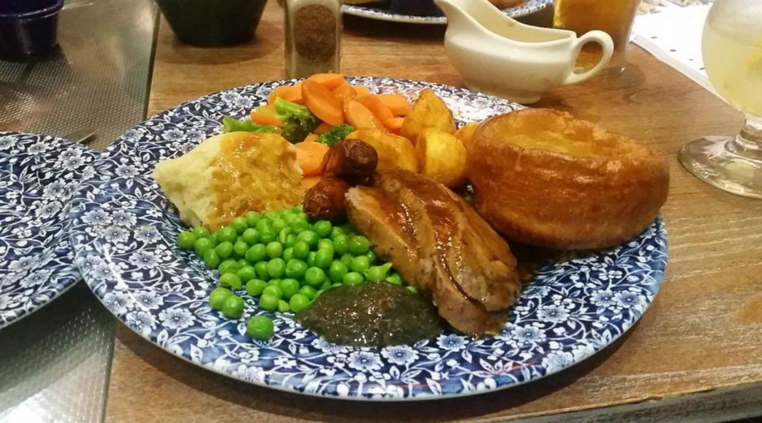 Wetherspoons Roast Dinner