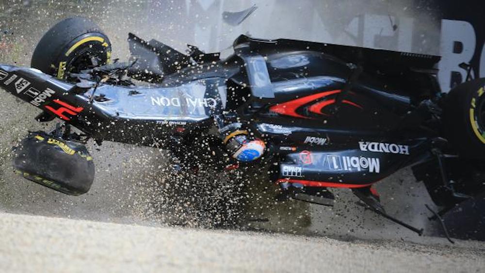 Fernando Alonso crash